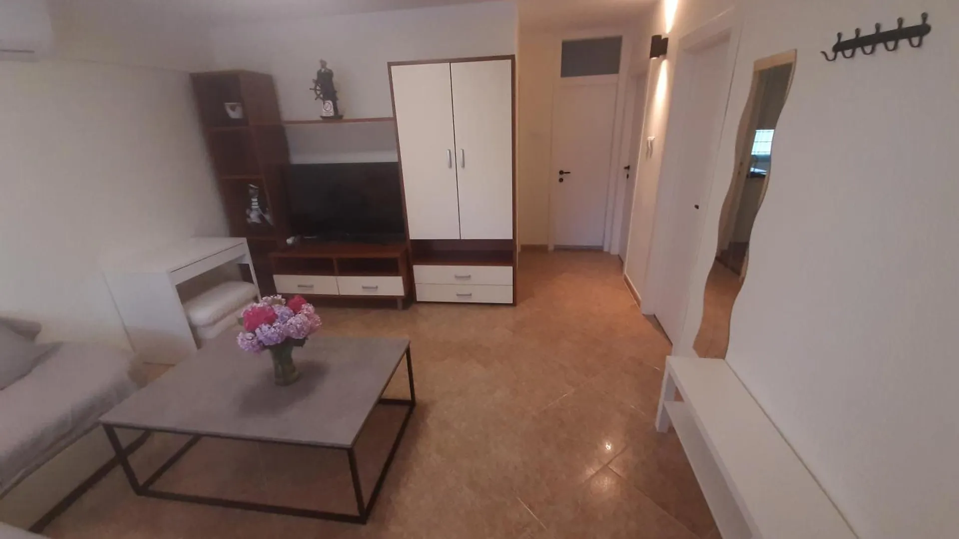 Apartman Vito Milohnici 0*,